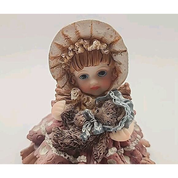 Vintage Meerchi MRH Little Girl w/ Teddy Bear Resin Figurine 3.25" Hand Painted - Picture 2 of 6